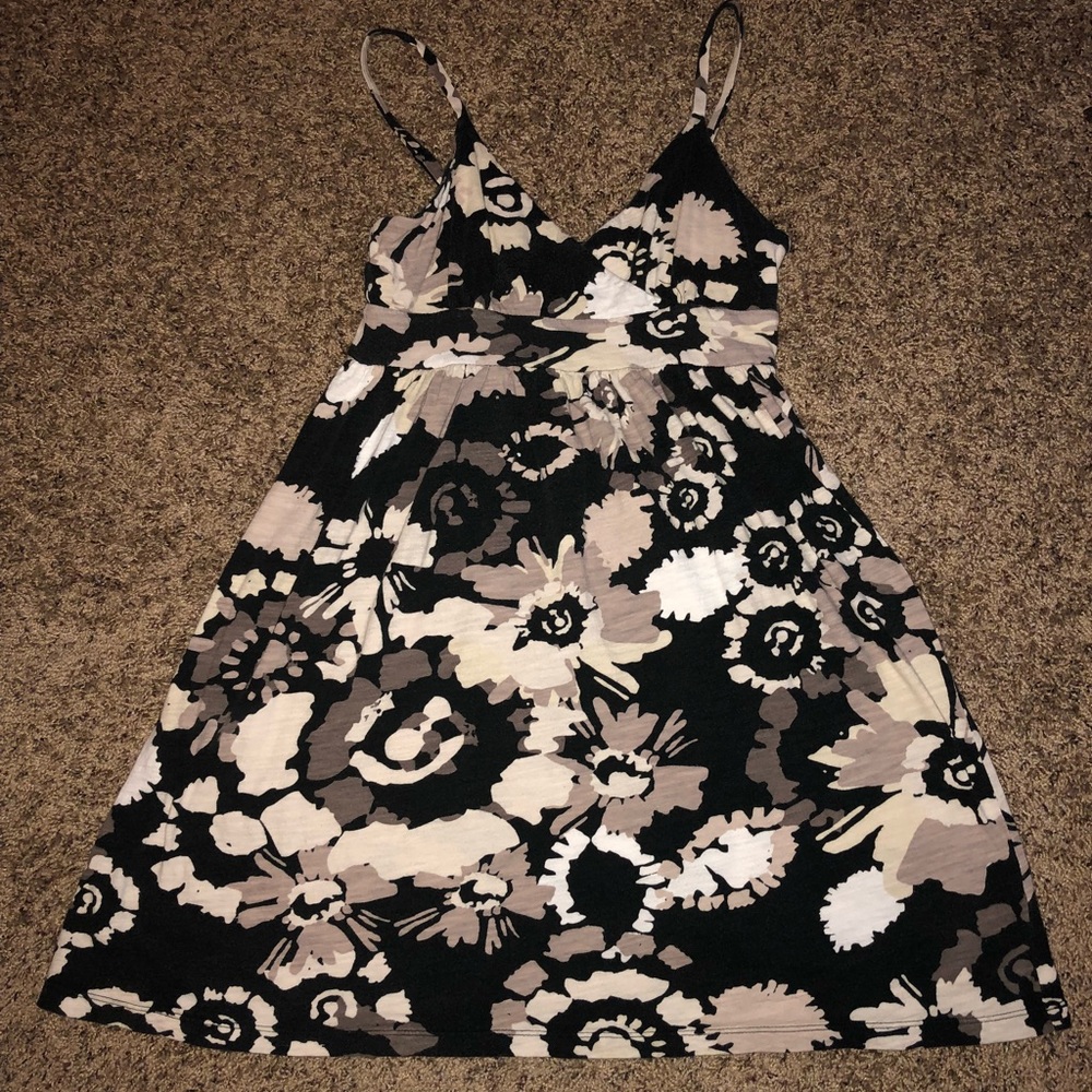 Old Navy Floral Dress - Size Small